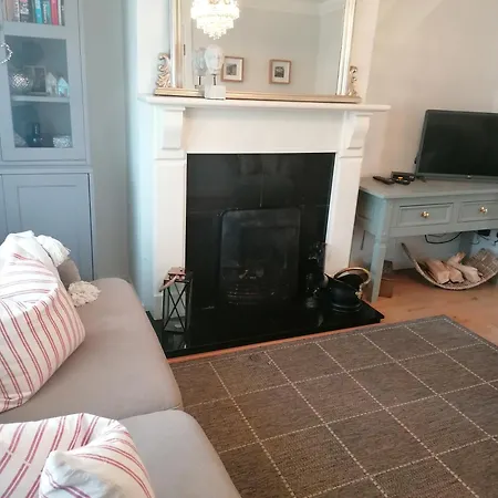 3 Bedroom House Tatil Evi Castlebar