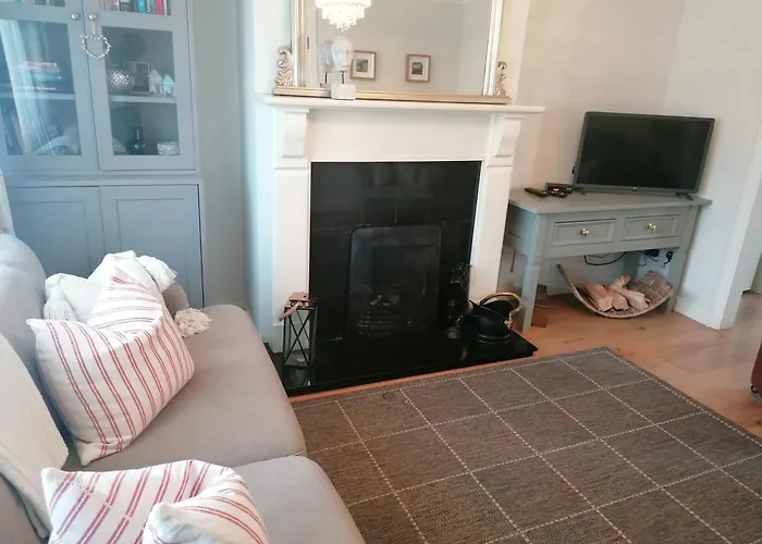 3 Bedroom House 펜션 캐슬바